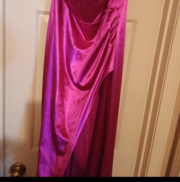 Women's Dress Size Large - Picture 6 of 12